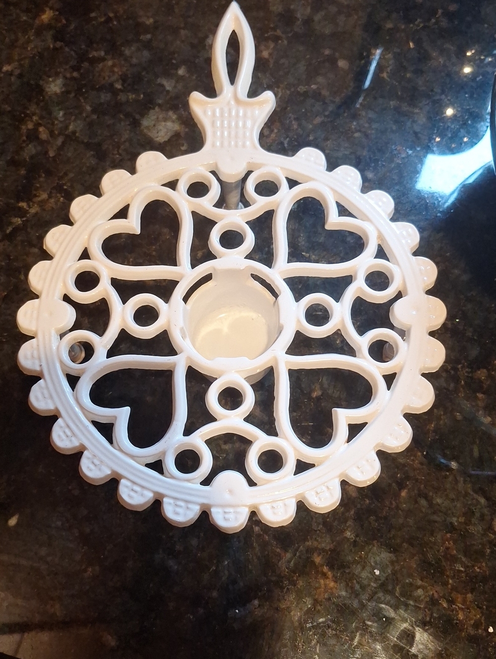 Vintage White Footed Decorative Heart Trivet/foodwarmer. Cast Iron